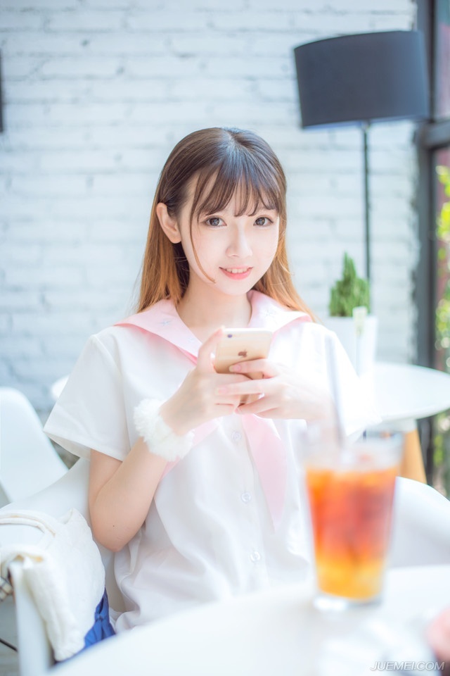玩了那么多年社会，没玩明白社会，被社会给玩明白了。